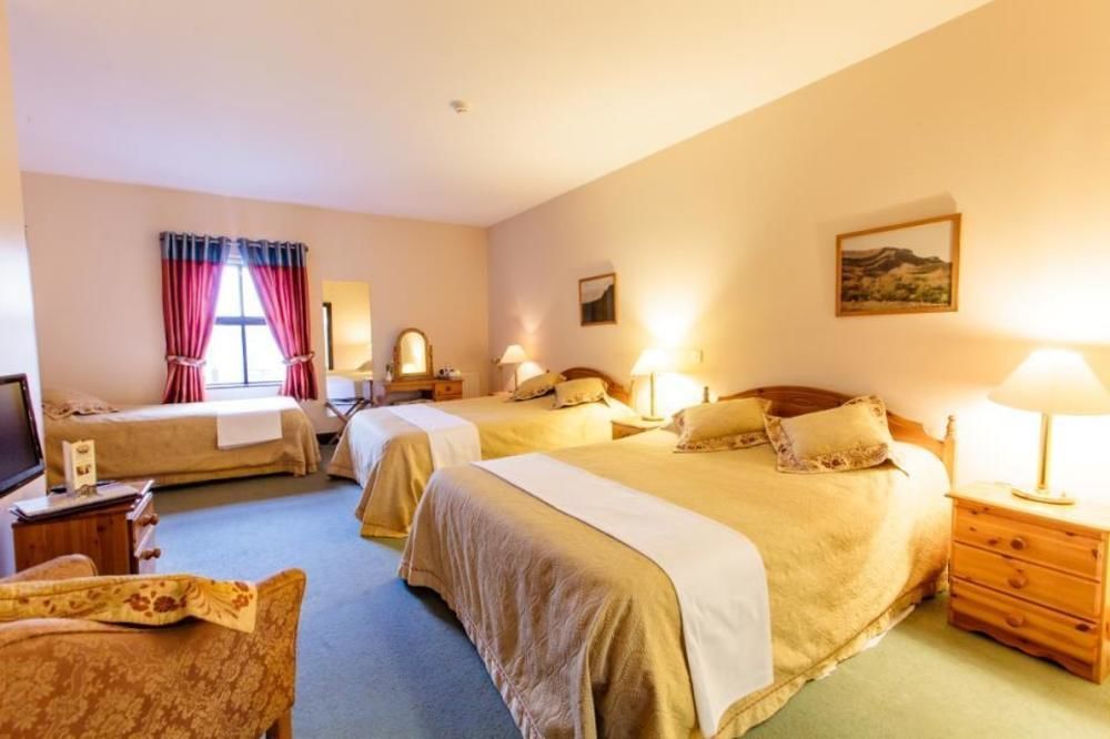 The Yeats County Inn Hotel Tubbercurry Dış mekan fotoğraf